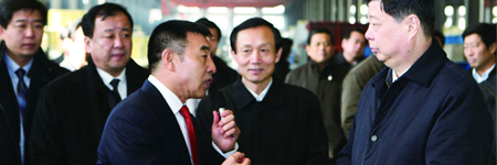 山東省委書記、省人大常委會主任姜異康等領(lǐng)導(dǎo)來景津視察