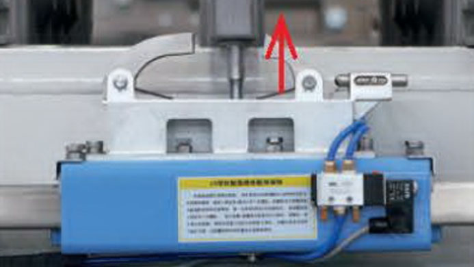 濾板氣動(dòng)振打裝置